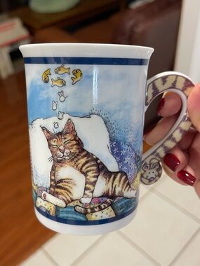 Danbury Mint Blue Cat Mug with Tabby Illustration